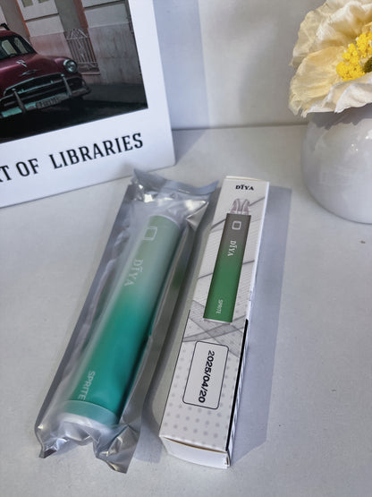 【DIYA叮啞7500口拋棄式】新款7500口puffs油倉加長版電子煙-30/50mg-VAKA糖果雲煙館