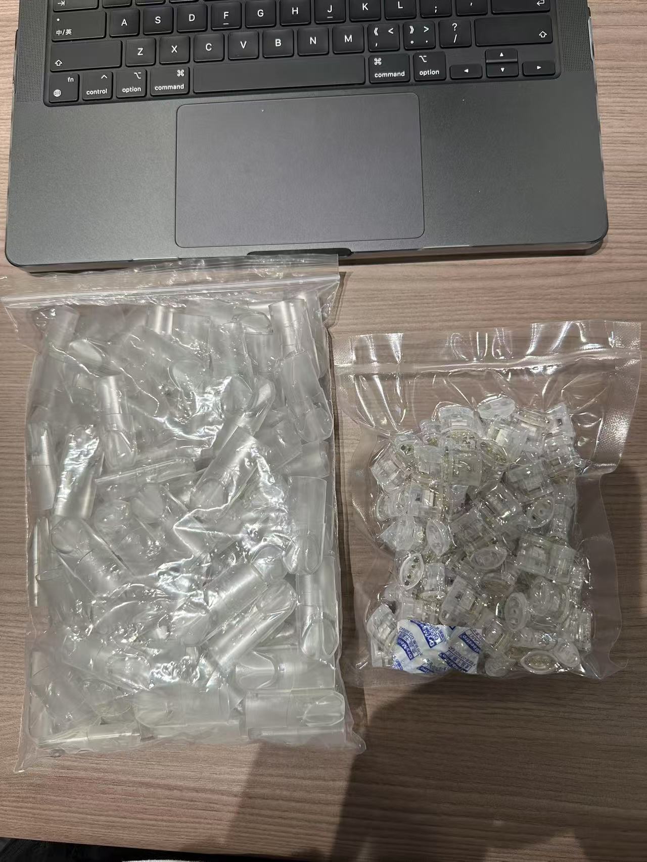 【Sp2空弹】磨砂款白色底座陶瓷芯，U型煙彈殼，不漏油，廢油，（正品保證）一代通用分離式空倉-VAKA糖果雲煙館